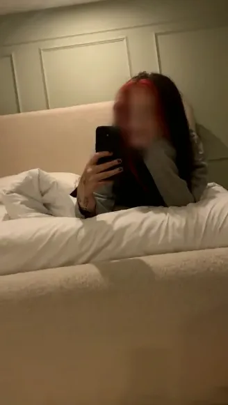 Manuela, 20